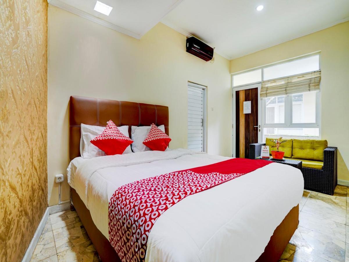 צ'ירבון Oyo 90140 Nginep Yuuk Guest House מראה חיצוני תמונה
