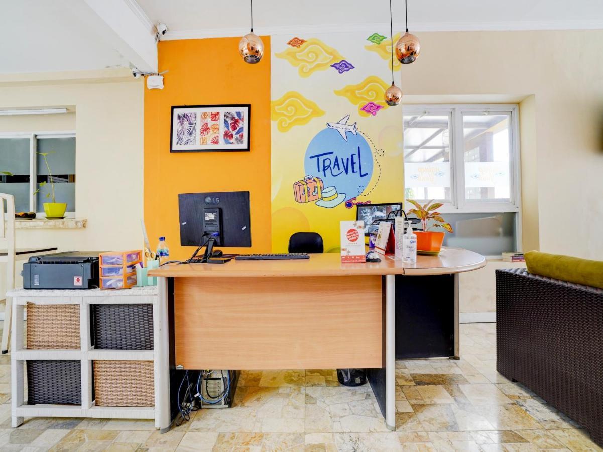 צ'ירבון Oyo 90140 Nginep Yuuk Guest House מראה חיצוני תמונה