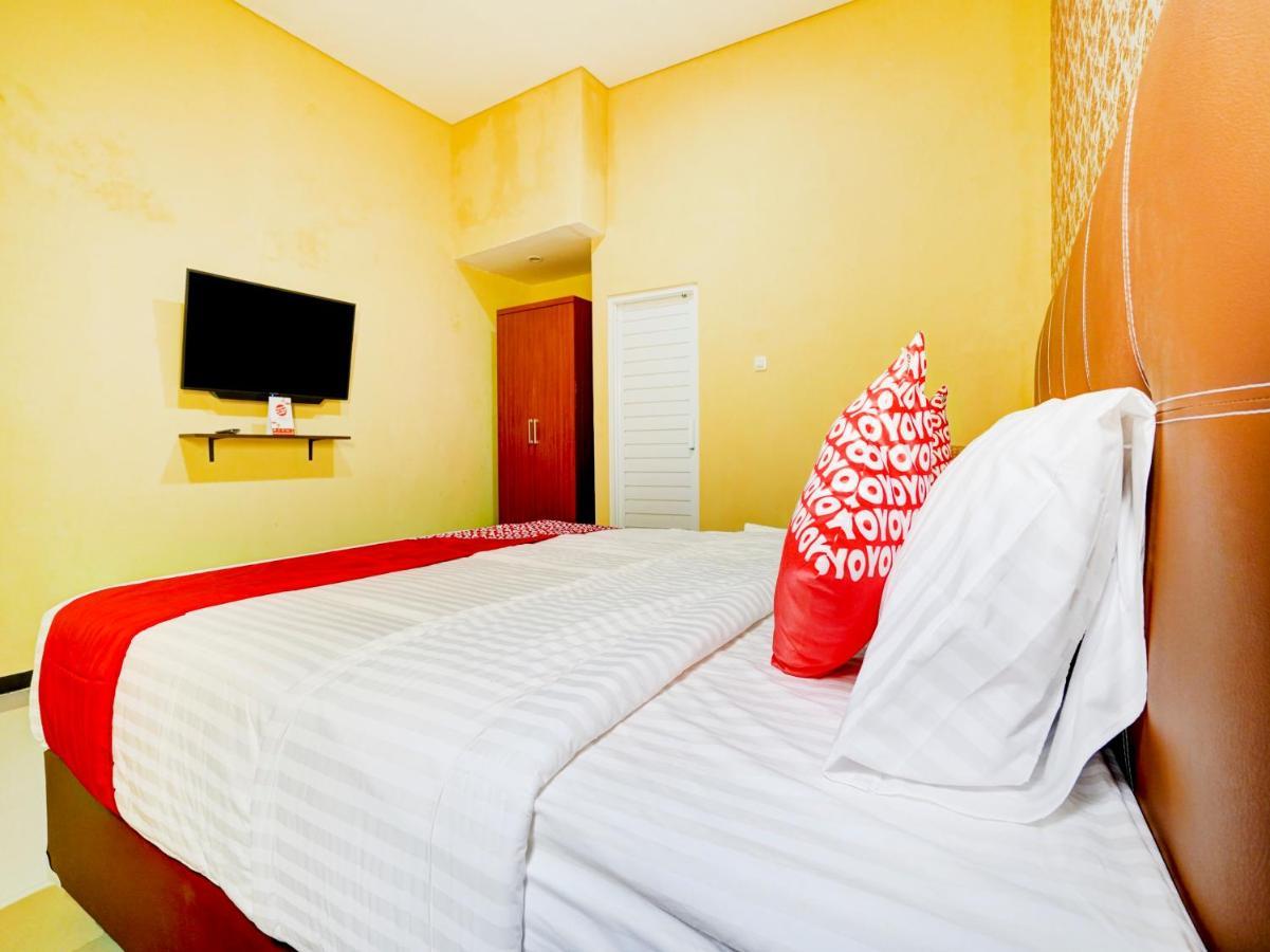 צ'ירבון Oyo 90140 Nginep Yuuk Guest House מראה חיצוני תמונה